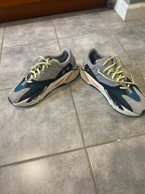 Adidas Yeezy Boost 700 Wave Runner Size 11 Used